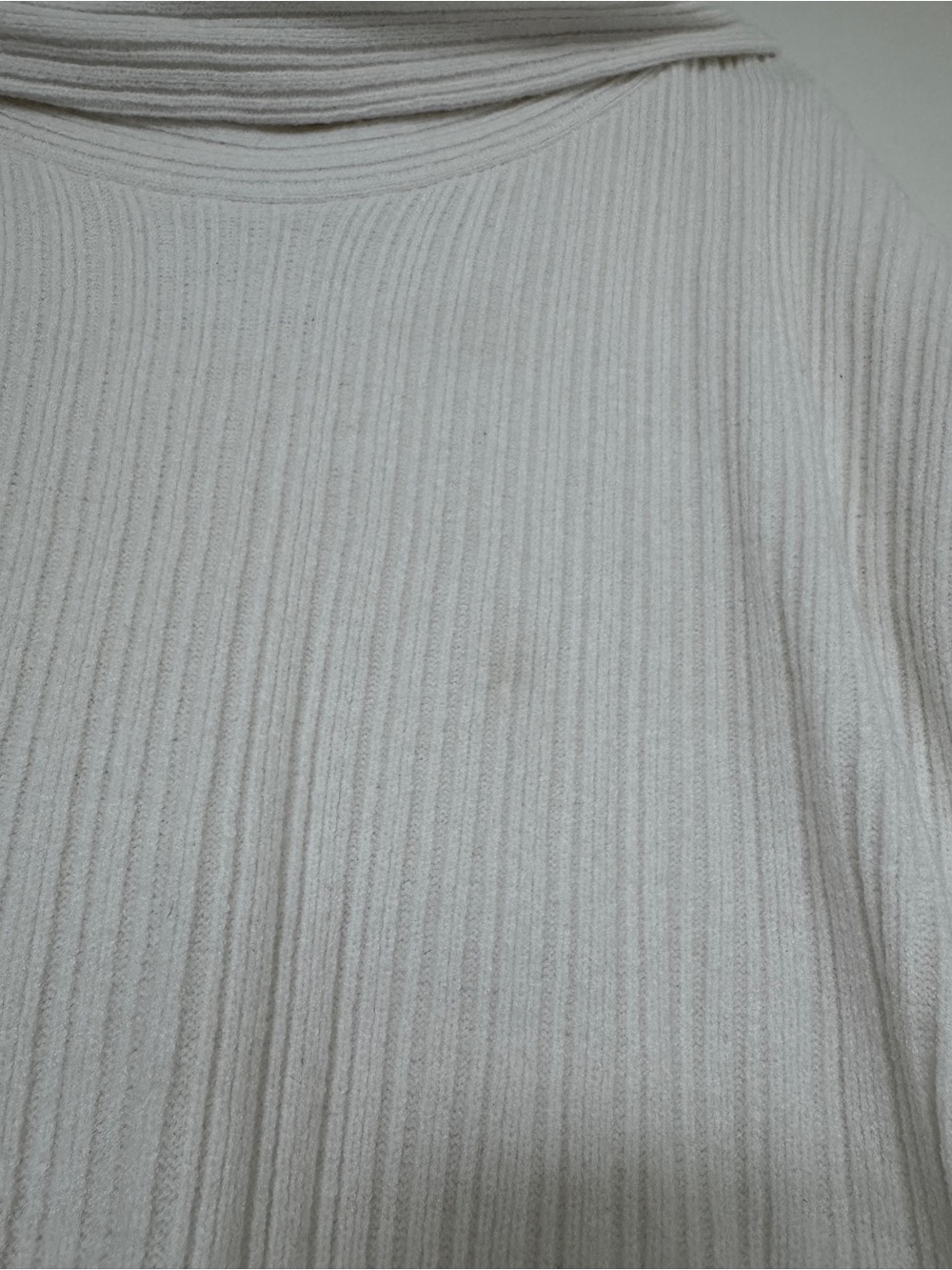 Sweater - Picture 3 of 3